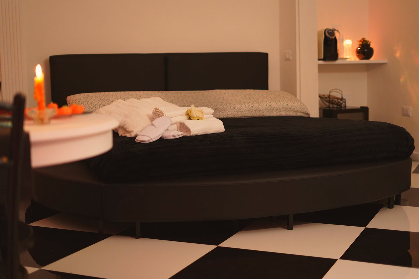 NEW OLIMPO RELAX ROOM - LA STANZA DEGLI DEI